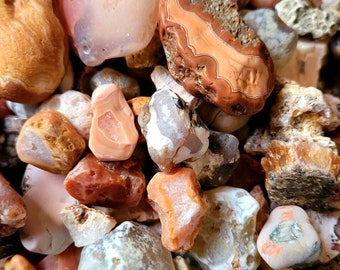 Scottish mixed raw agates