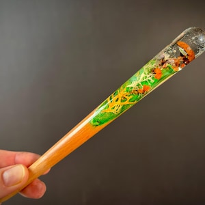 Bard&#39;s Tales - Hair Stick with Flowers and Mushroom Handmade Epoxy Resin Wood Hair fork Wooden Hairstick Hair Pin Gift for Her