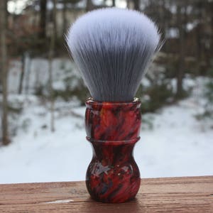 24MM SilkSmoke w/ Red Ripple Handle - APShaveCo.