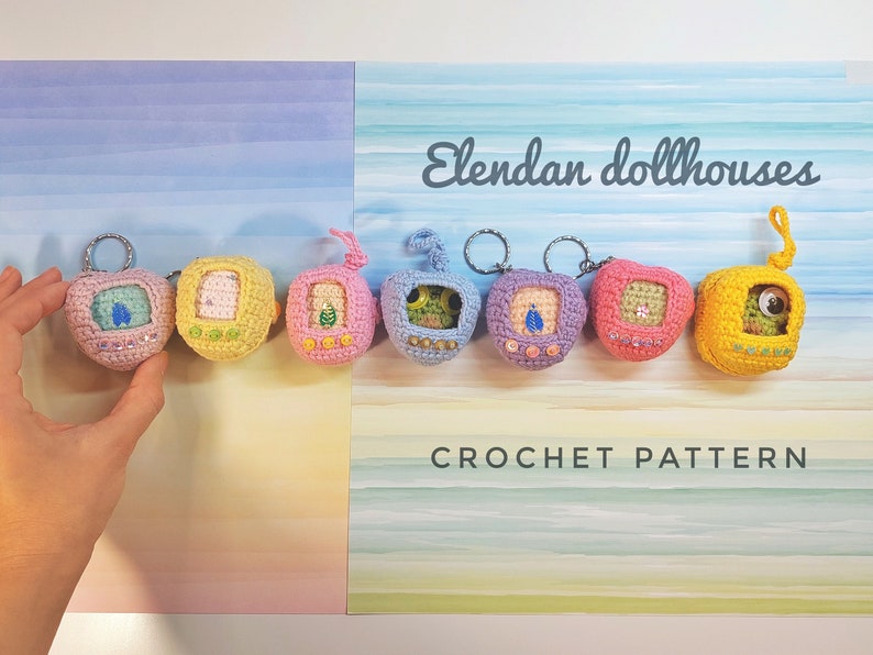 Crochet keychain, crochet pattern, amigurumi pattern, crochet frog, amigurumi frog, beginners friendly crochet