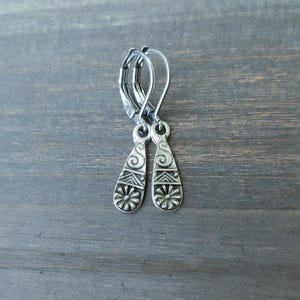 Very Small Teardrop Earrings . Dainty Antique Silver Earrings . Boho Earrings . Floral Lever back Dangle - Choose Hook - Flower Earrings