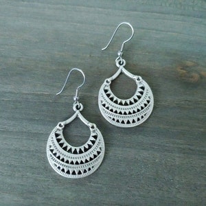 Boho Ohrringe. Antike Silber Ohrringe. Boho Ohrringe. Creolen. Verzierte Ohrringe. Teardrop Ohrringe. Wählen Sie Ohrhaken