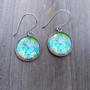 Van Gogh Irises Ohrringe - Blau Grün Ohrringe - Vintage Floral Ohrringe - 18 mm Kreis Glas Anhänger Ohrringe. Kunst Ohrringe