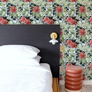 Flower Wallpaper / Floral Removable Wallpaper / Flower Wall Mural / Floral Regular Wallpaper