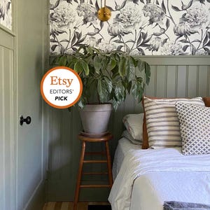 Vintage Floral Wallpaper Vintage Flower Peel and Stick Wallpaper Gray Retro Country style Wallpaper for Entryway or Bedroom Background