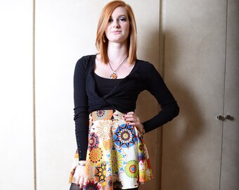 Vintage Mini Skirt with Geometric Graphics