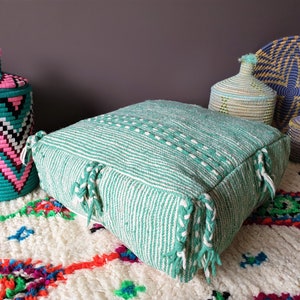 Berber Pouf in Kilim "Zanafi" in wool - Handmade