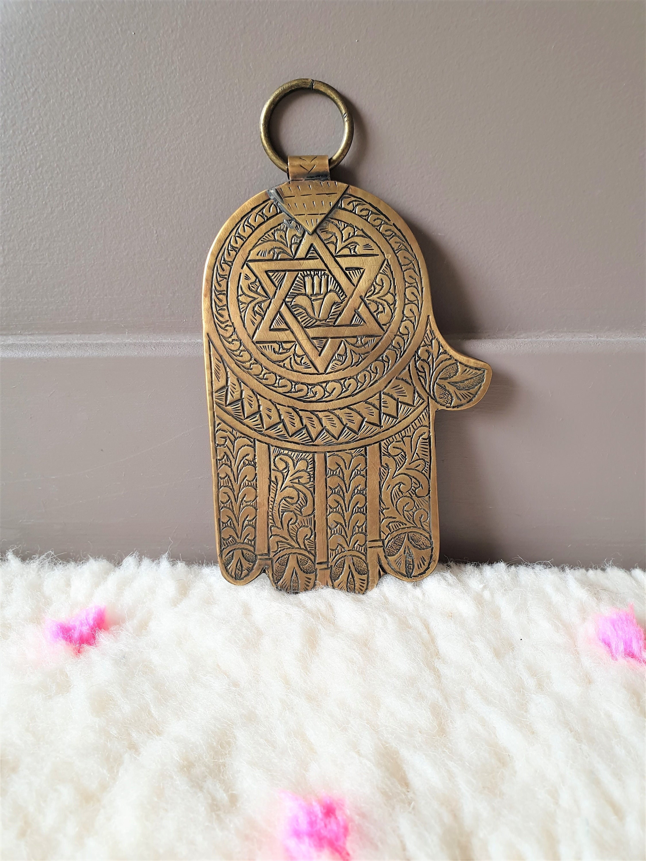 Plaque Décorative Khmissa Judéo-Berbère Vintage en Bronze Ciselé - Fait Main