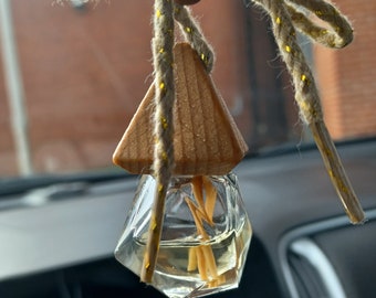 Car Space Air Freshener Oil Reed Diffuser Wooden Cap Clear Diamond Bottle You Pick Scent FREE SHIPPING Scentimentals Studio