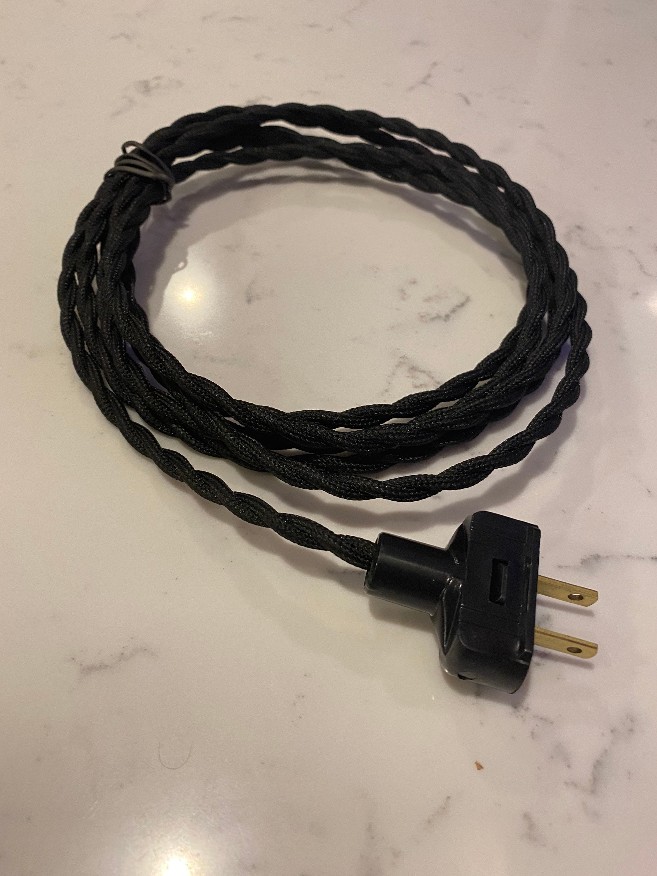 Cloth Wrapped Lamp Wire/Cord with Plug