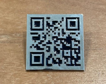Rickroll QR-code emaille speld, grappige meme reversspeld, grapcadeau