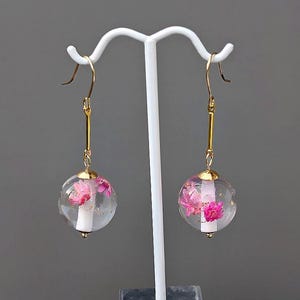 Cool 1960s Vintage Inspired Hot Pink and Clear Dried Flower Long Dangle Earrings for Sensitive Ears