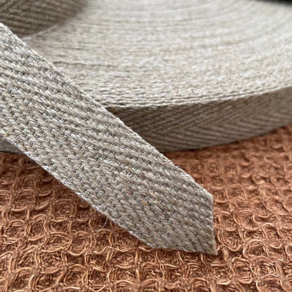 1 inch Beige French Linen Herringbone Tape. Strong, for bag handles, straps, belts, strapping. Natural unbleached flax. Price per metre
