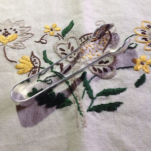 Vintage EPNS silver sugar cube tongs