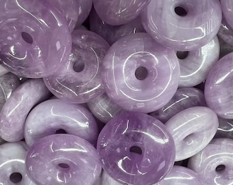 1 Stück Natürliche lila Kunzit Donuts, Fokalperle, Spodumen Anhänger (28-35 mm)