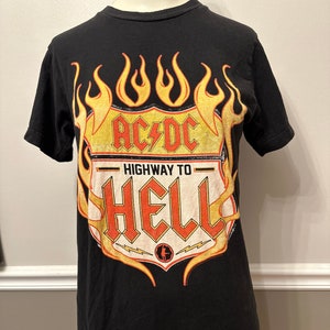 AC DC Highway To Hell tee Sz M/L