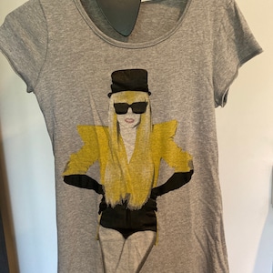 Lady Gaga Tee Sz L
