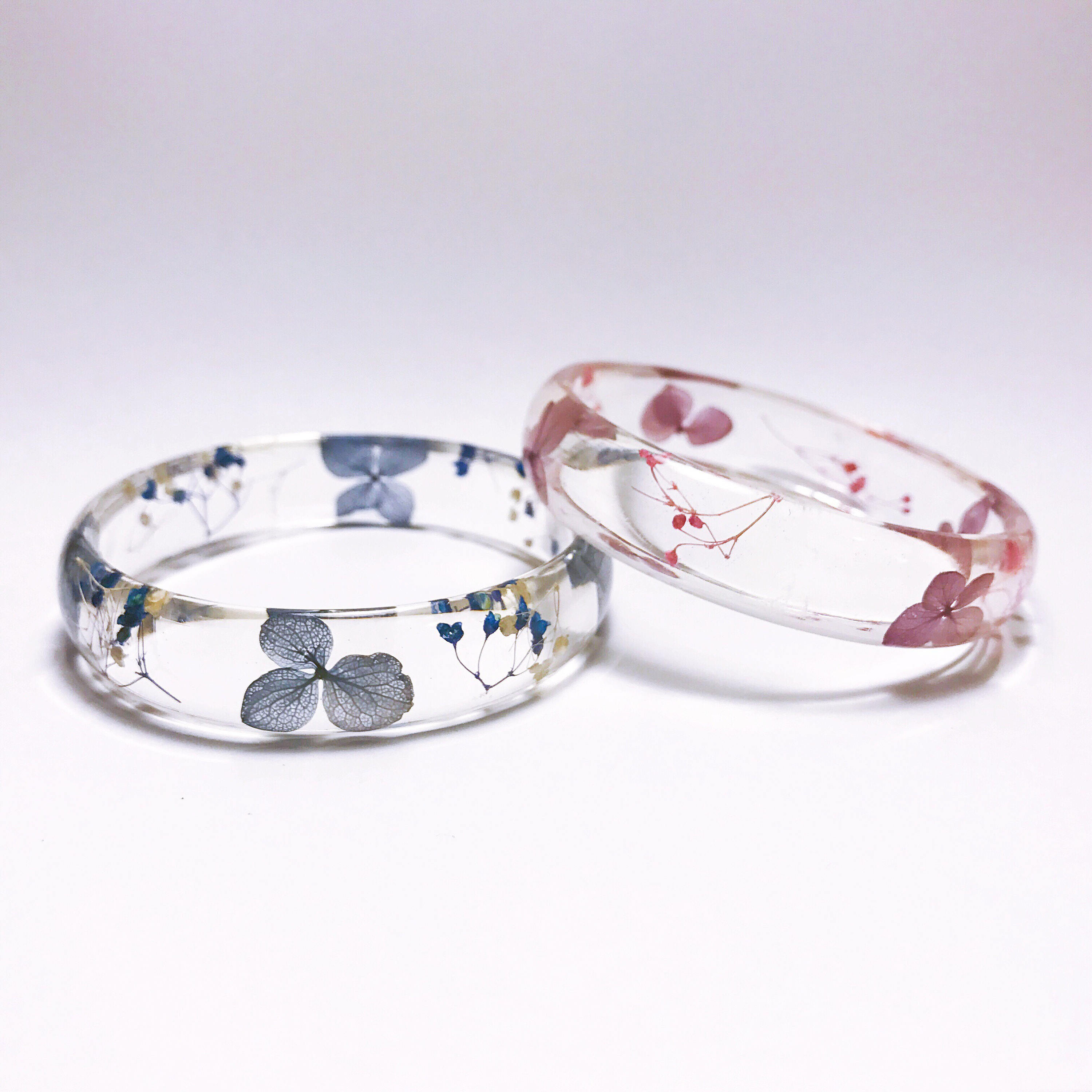 Pressed flower bangle, real flower bangle, resin bangle, Botanical