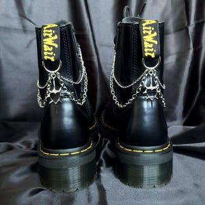 Catena per stivali con ciondolo a forma di cuore spinoso per Doc Martens – Gioielli gotici per stivali – Accessorio per scarpe dark alternativo