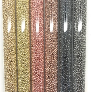 11/0 Duracoat Metallic Golds n Black round seed beads set