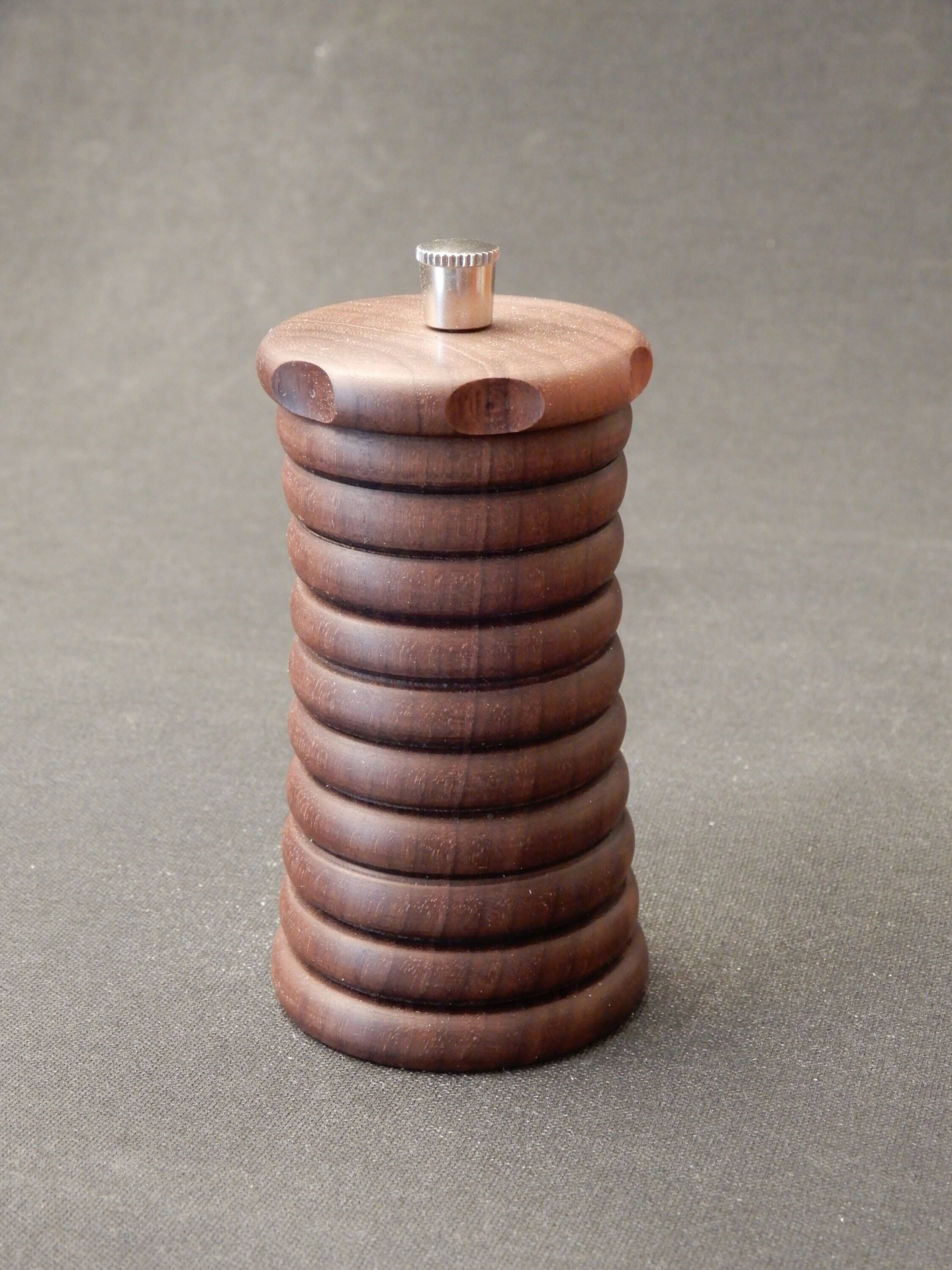 travel size pepper mill