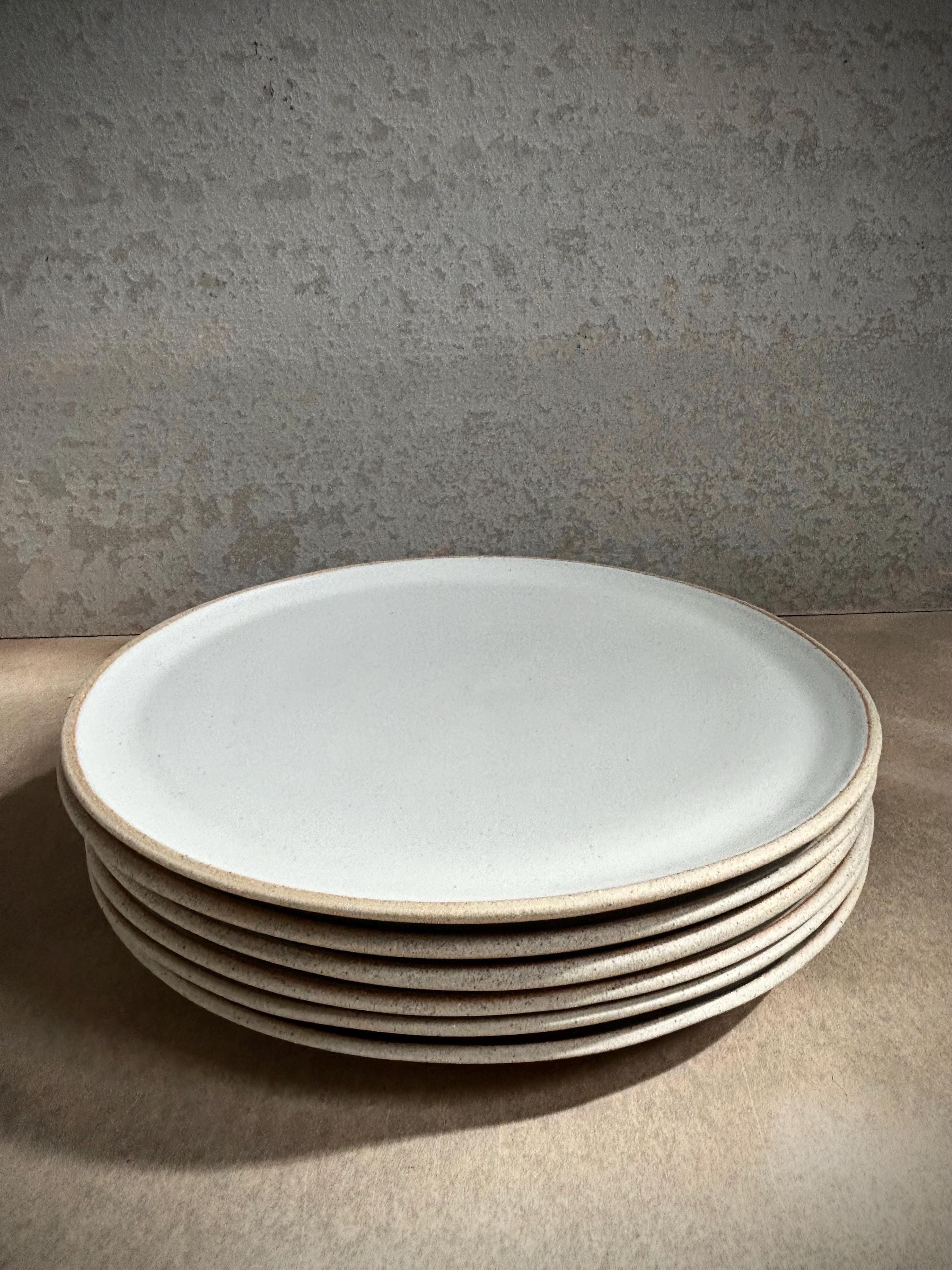 Dinner plate