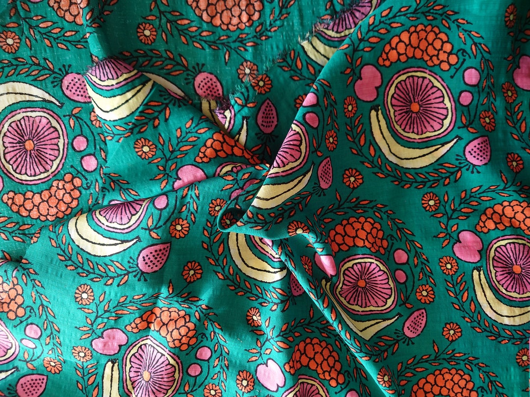 Emerald Green Cotton Lawn Fabric. Lightweight Summer Fabric Etsy