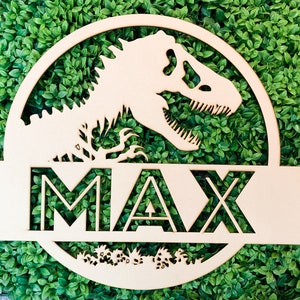 Custom Name Dinosaur Wall Wood Sign - Personalized name, Custom name, Dinosaur sign, Wood Sign, Wall Sign, Door sign, Party Decoration
