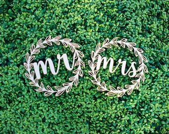 MR & MRS Signs(1 set) - Wood diecut, Wedding Embellishment, Wedding Party, Wedding Decor, Wedding sign, Wedding table, and more