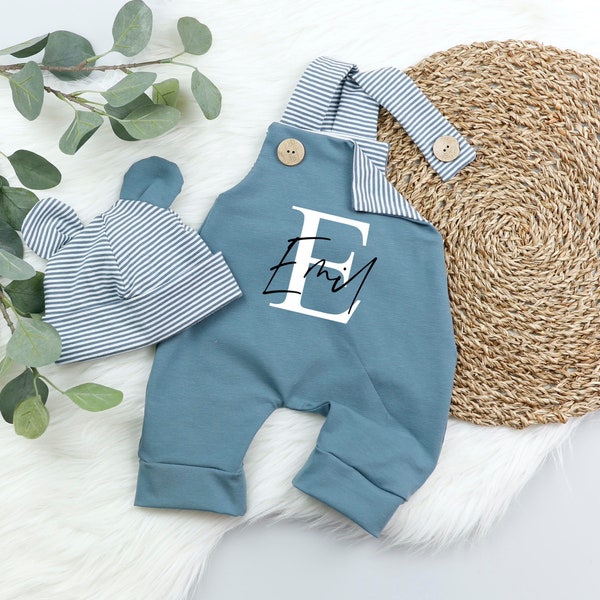 VOODULU®  Latzhose"Blümi" - Romper Baby blau - weiß-Holzknöpfe Geschenk Geburt Taufe Junge Mädchen personalisiert Latzhose Newborn