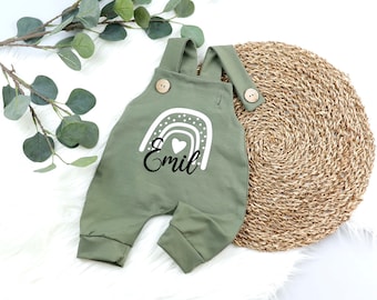 VOODULU® Latzhose"Blümi" - Romper Baby - Jersey - oliv - Holzknöpfe Geschenk Geburt Taufe Junge Mädchen personalisiert Latzhose Newborn