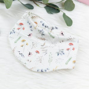VOODULU® - pañuelo - pañuelo reversible - bufanda triangular - 0-18 meses - personalizado - floral - flores - toalla de bebé - cierre a presión