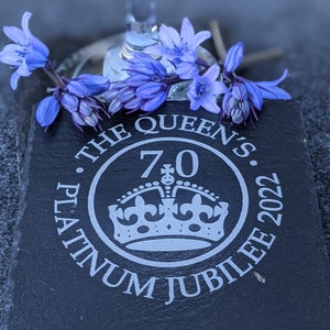 Queen&#39;s Platinum Jubilee 2022 Slate Table Coaster
