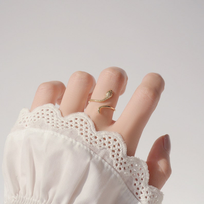 Snake ring,Snake jewelry,gold snake ring,statement ring,knuckle ring,witch ring,Wrap ring,Adjustable ring,Open ring,Gift for her