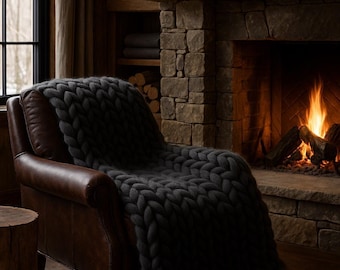 Black Jumbo Knit Merino Wool Blanket – Hand-Knit Boho Throw