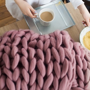 Chunky Merino Wool Blanket. Arm Knit Bulky Throw Scandi Home Decor Trendy Gift image 1