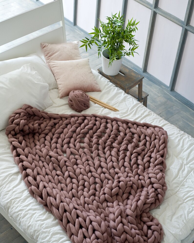 Chunky Merino Wool Blanket. Arm Knit Bulky Throw Scandi Home Decor Trendy Gift image 9