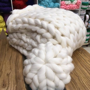 Chunky knit blanket cozy throw. Home gift ideas image 5