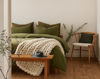 Ivory Chunky Knit Wool Bed Runner | Minimalist Home Decor
