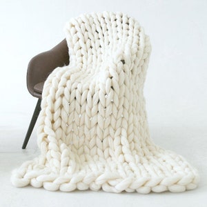 Chunky knit blanket cozy throw. Home gift ideas image 7