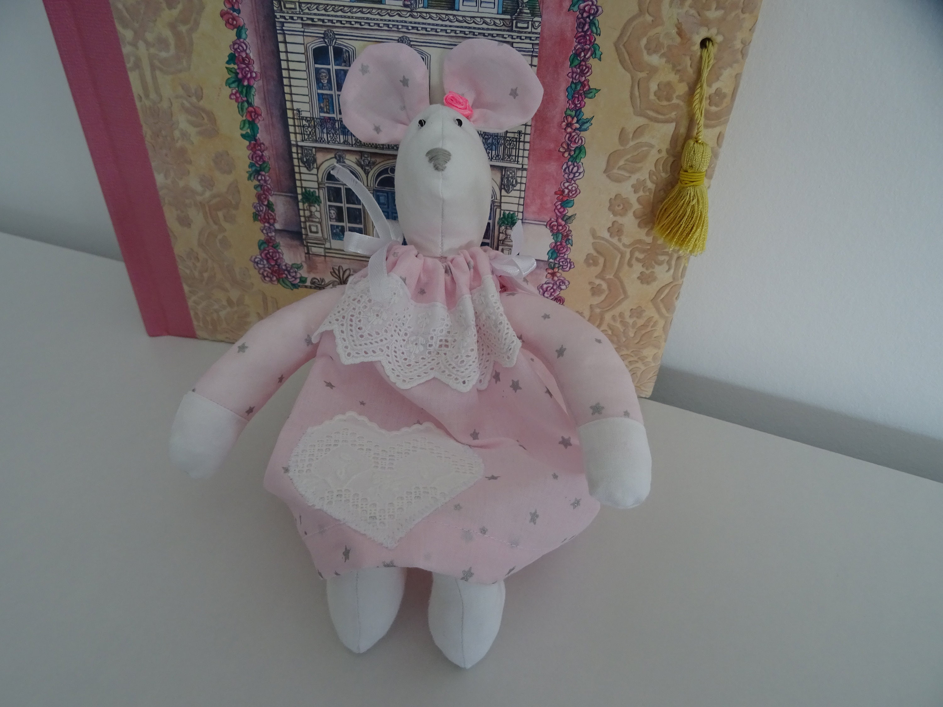 Souris Tilda Tissu Blanc et Rose
