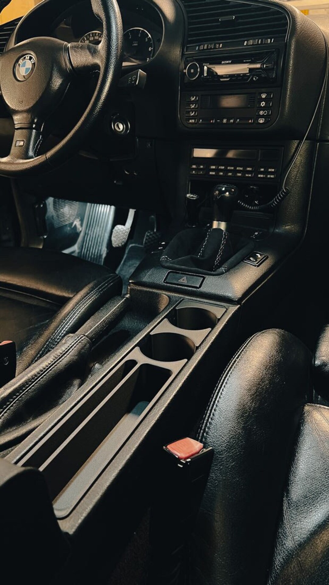 The Gemini Phone Mount for BMW Z3 E36 1996 to 2002 Scissor (Drilling  Required)