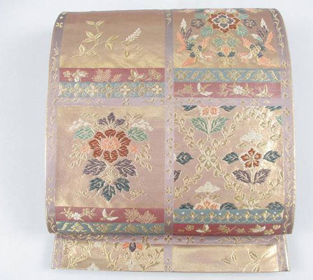 名物裂 名古屋帯 正絹 金糸 菱文 文様 九寸T-7824 名物裂 名古屋帯 正絹 金糸 菱文 文様 九寸T-7824 - メルカリ