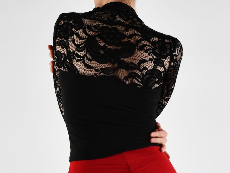 FRESEDO Tango Top with Sleeves and black lace Half lace back