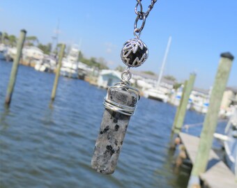 Silver Wire Wrapped Black Labradorite Bar Necklace // Handmade Labradorite Gemstone Necklace