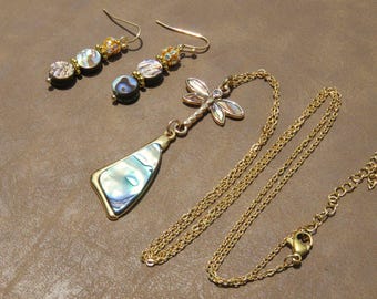 Abalone Dragonfly Necklace // Abalone Jewelry Set // Gold Dragonfly Jewelry Set // Abalone Earrings