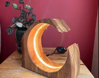 Canada Elder  Wooden Lamp