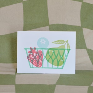 Tarjeta de frutas / Tarjeta de felicitación impresa en linóleo / Impresión original en linóleo / Impresa a mano