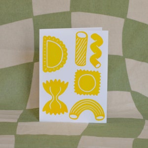 Tarjeta de pasta / Tarjeta de felicitación impresa en linóleo / Impresión original en linóleo / Impresa a mano