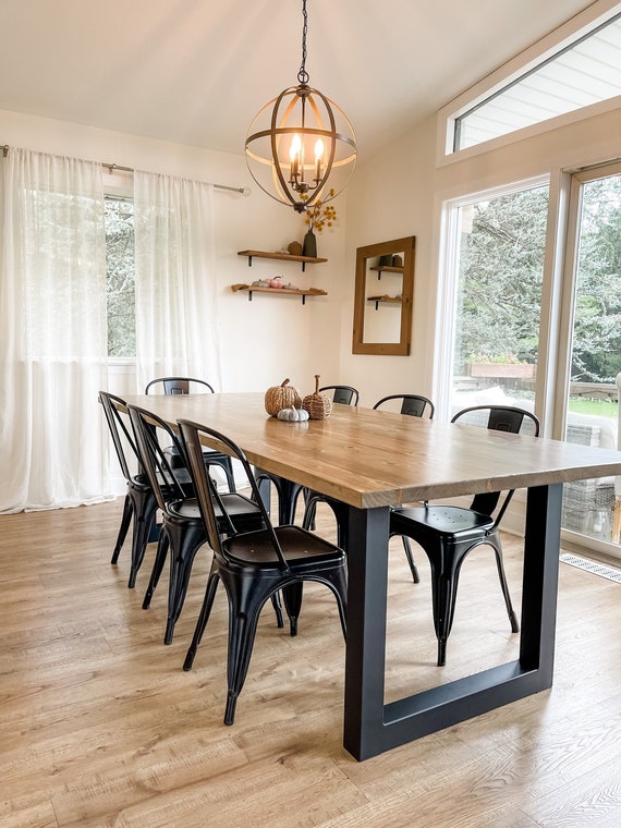 Square farmhouse 2024 table legs
